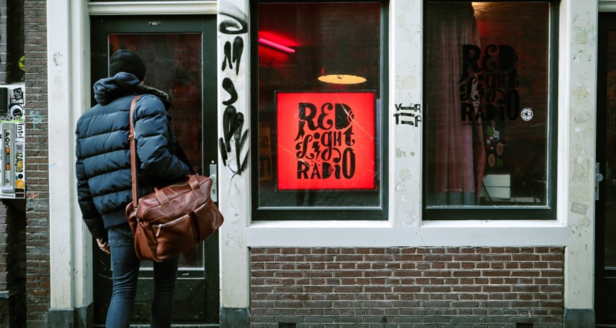 Астанчанке вернули утерянную сумку с деньгами