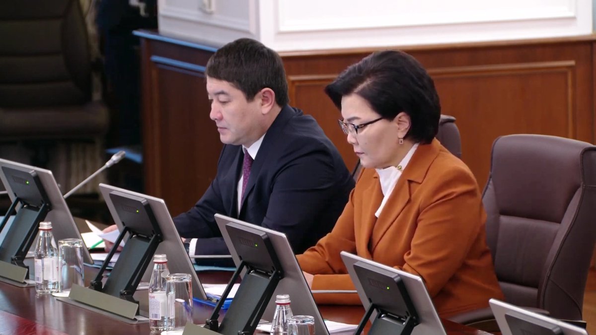 1000 профильных классов откроют в казахстанских школах