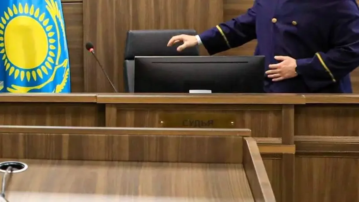Оралда сотқа құрметсіздік танытқан полиция қызметкері жауапқа тартылды