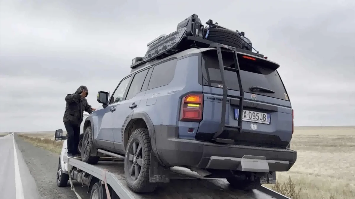 Актюбинские спасатели помогли застрявшим на трассе гражданам Италии