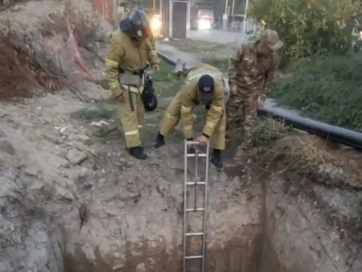 Мужчина едва не погиб в яме с дождевой водой в Алматинской области