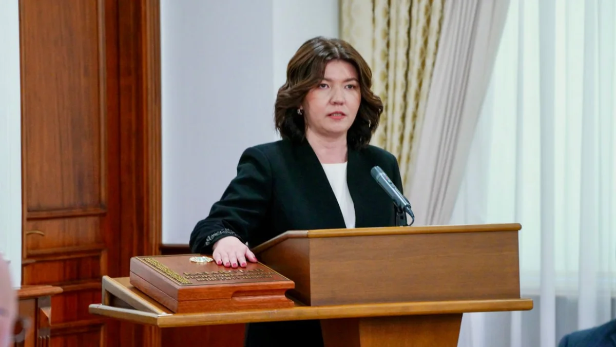 Оқу-ағарту министрі Жұлдыз Сүлейменова ант берді
