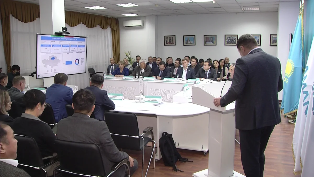 Секретарь партии «AMANAT» Эльдар Жумагазиев встретился с предпринимателями Акмолинской области