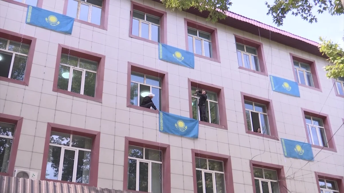 В Шымкенте прошла акция «Менің елім –менің туым»