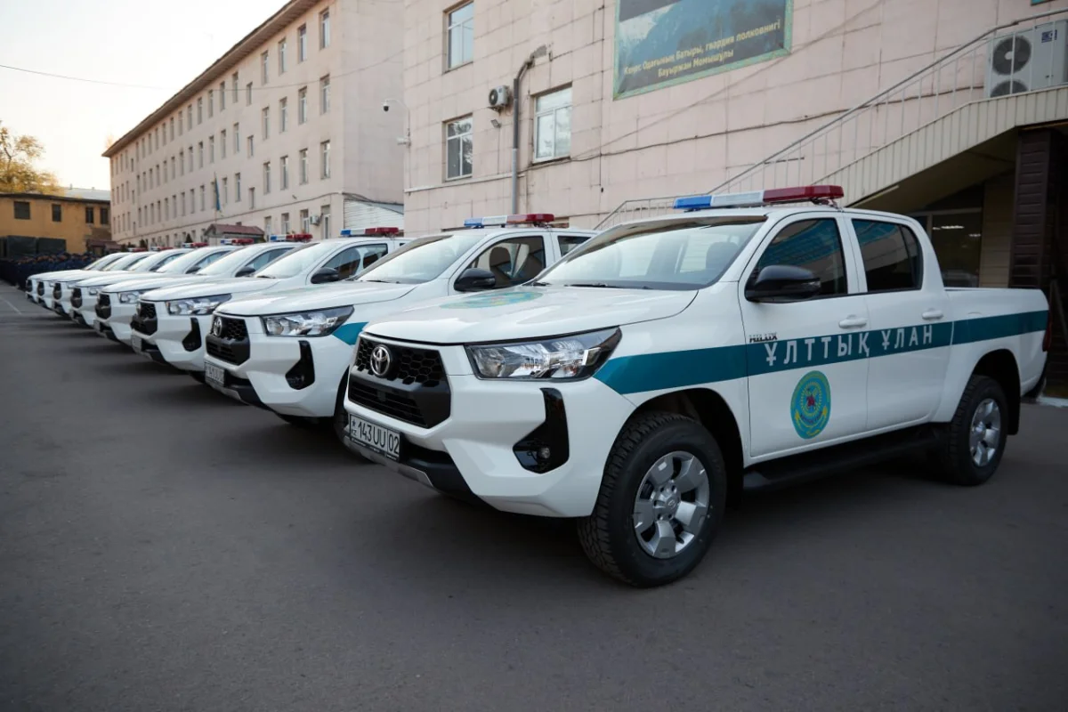 Алматыда Ұлттық ұлан жаңа қызметтік автокөліктер алды