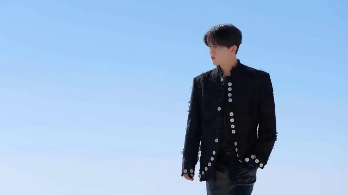 В Китае представили проект Димаша, снятый на туристических локациях Казахстана (ВИДЕО)