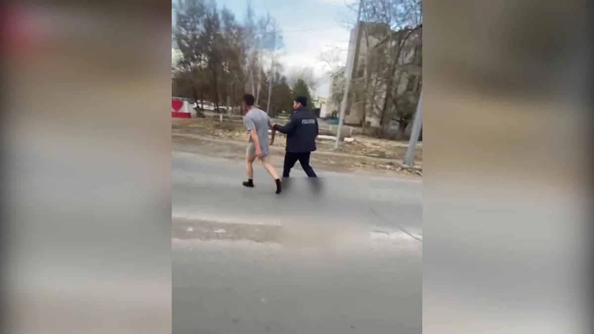 «Я хочу его убить»: полуголый мужчина не на шутку испугал жителей одного из сел в СКО