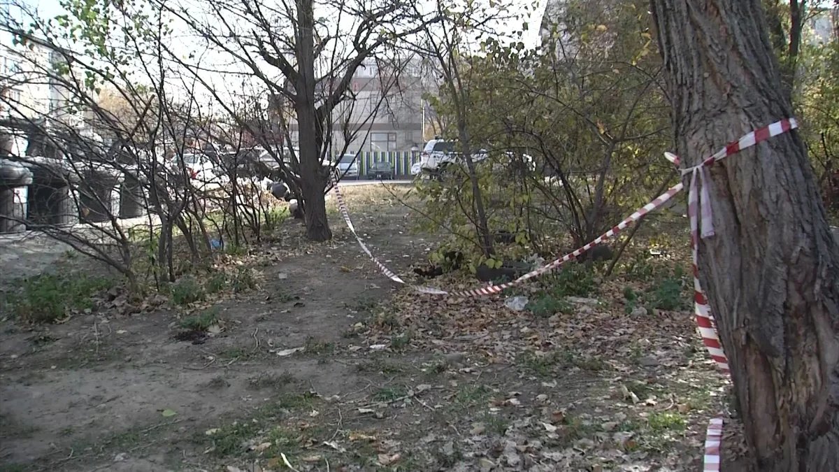 Алматыда анасын өлтіріп, мәйітін кілемге орап, қоқысқа тастаған күдікті ұсталды