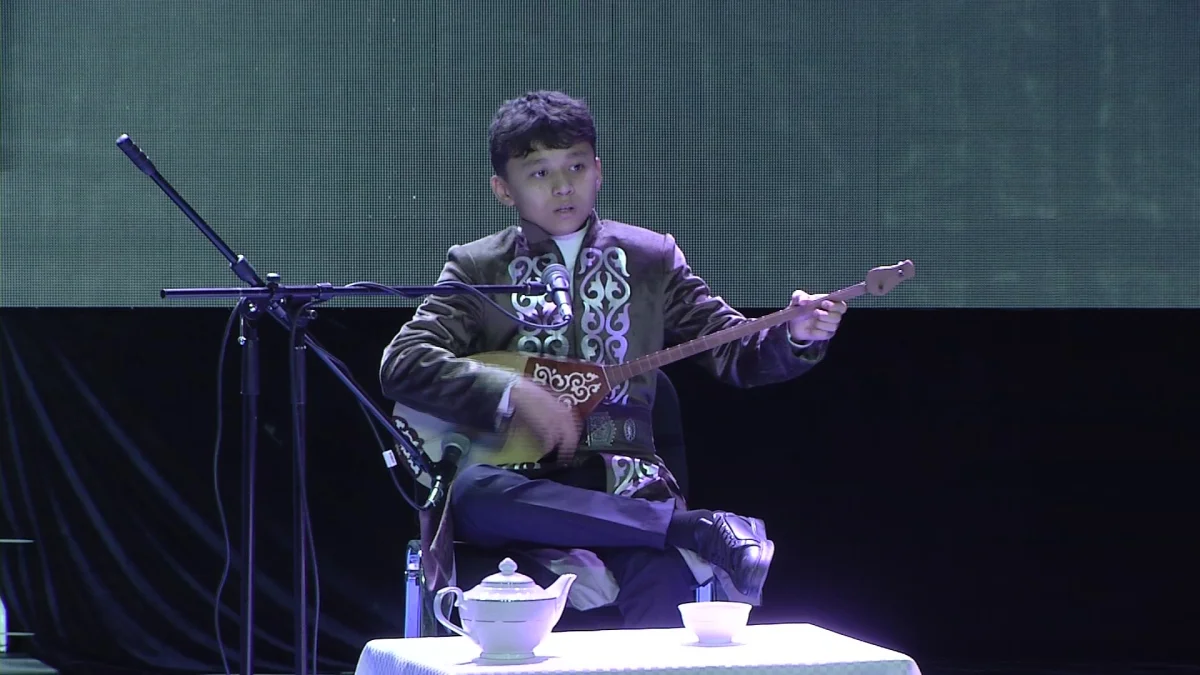 "Қола домбыра-2025" жас ақындар айтысы өтті