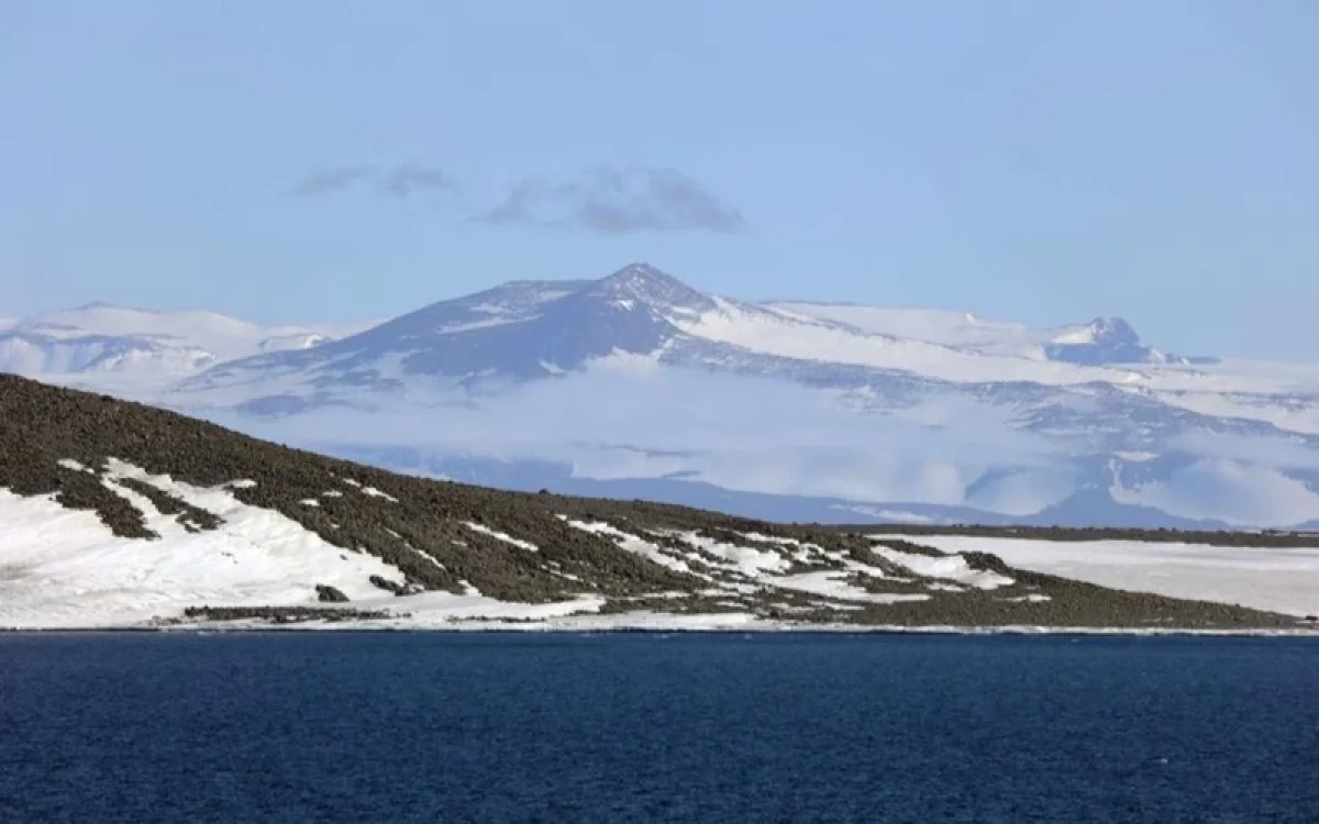 Қытай Антарктидаға бағытталған 42-ші экспедициясын бастады