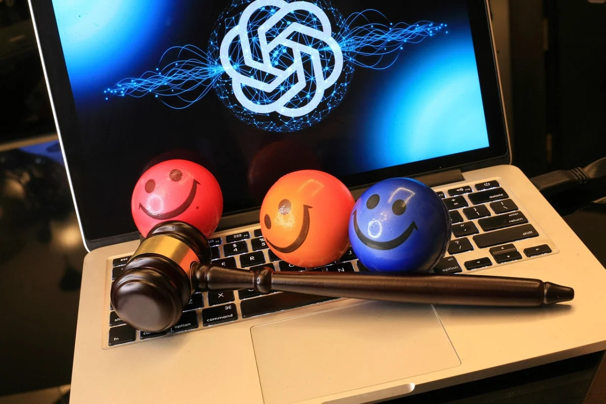 OpenAI ограничила ChatGPT: без советов по закону, медицине и финансам