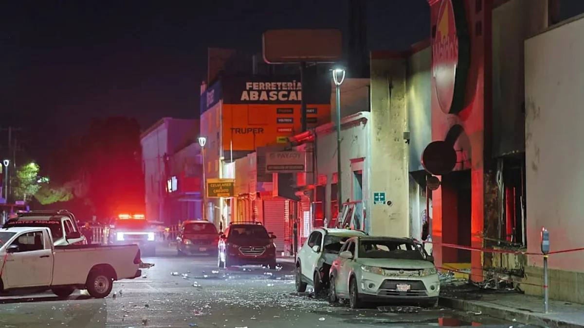 23 человека стали жертвами взрыва в мексиканском супермаркете