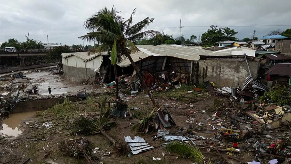 Филиппинде тайфун салдарынан 60-тан астам адам қаза тапты