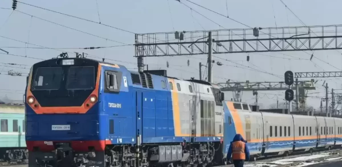 Қызылорда облысында жолаушылар пойызы мен жүк көлігі соқтығысты