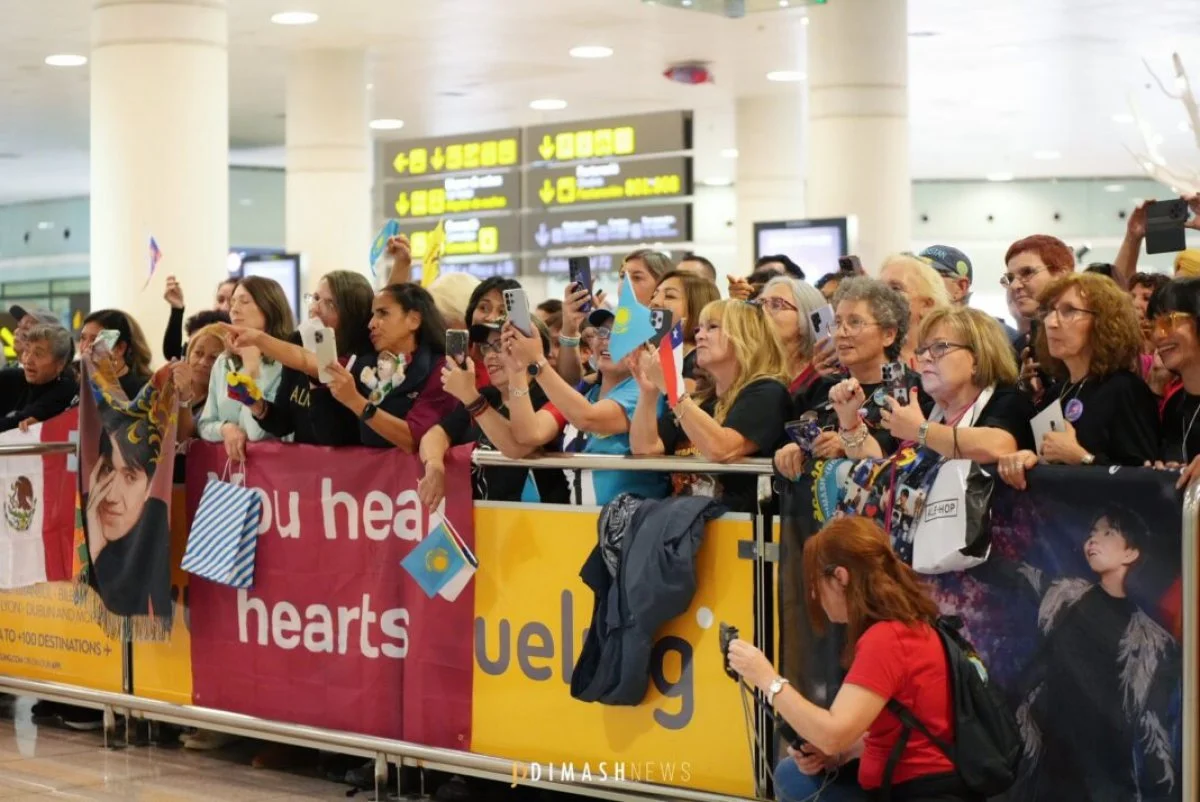 «Оле, оле-оле-оле, Димаш»-Барселонада Димашты шетелдік фанаттар зор қошеметпен қарсы алды