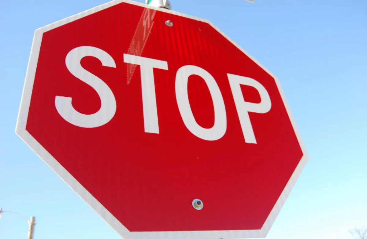 В двух регионах Казахстана ограничено движение грузовиков из-за метели и плохой видимости