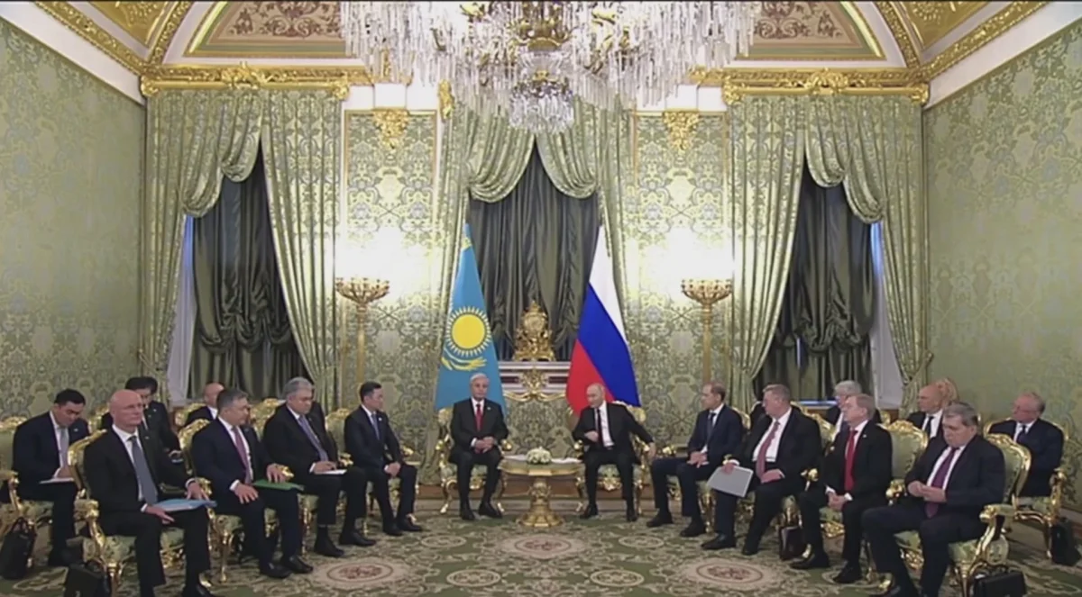 Начались переговоры Токаева и Путина в Кремле