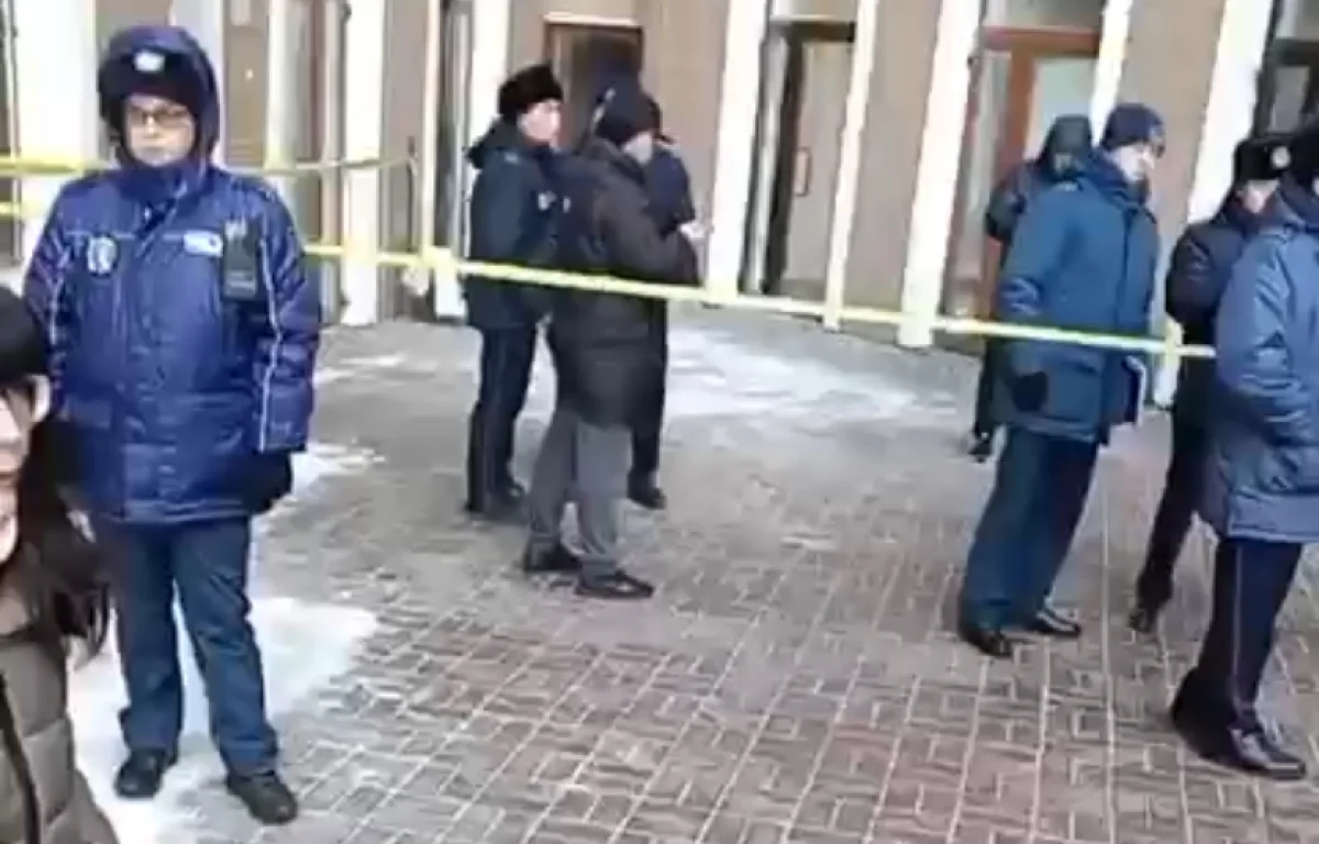 Полиция завела уголовное дело по факту падения лифта в ЖК Астаны