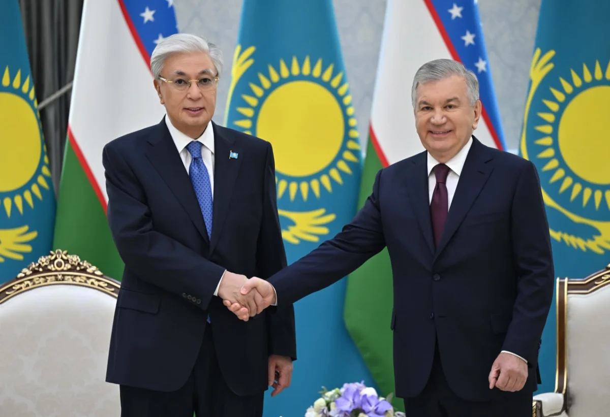 Мемлекет басшысы Өзбекстан Президенті Шавкат Мирзиёевпен келіссөз жүргізді