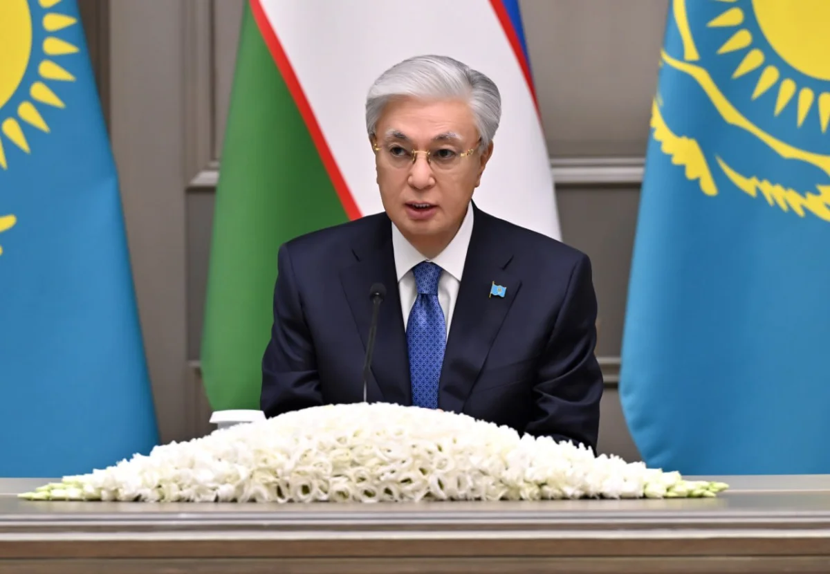 Казахи и узбеки – братские народы и дружественные соседи, - Токаев