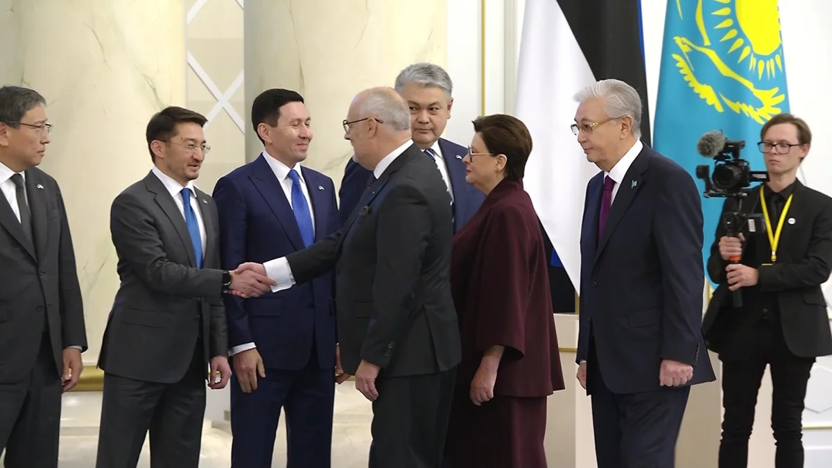 Президент Эстонии Алар Карис прибыл в Астану