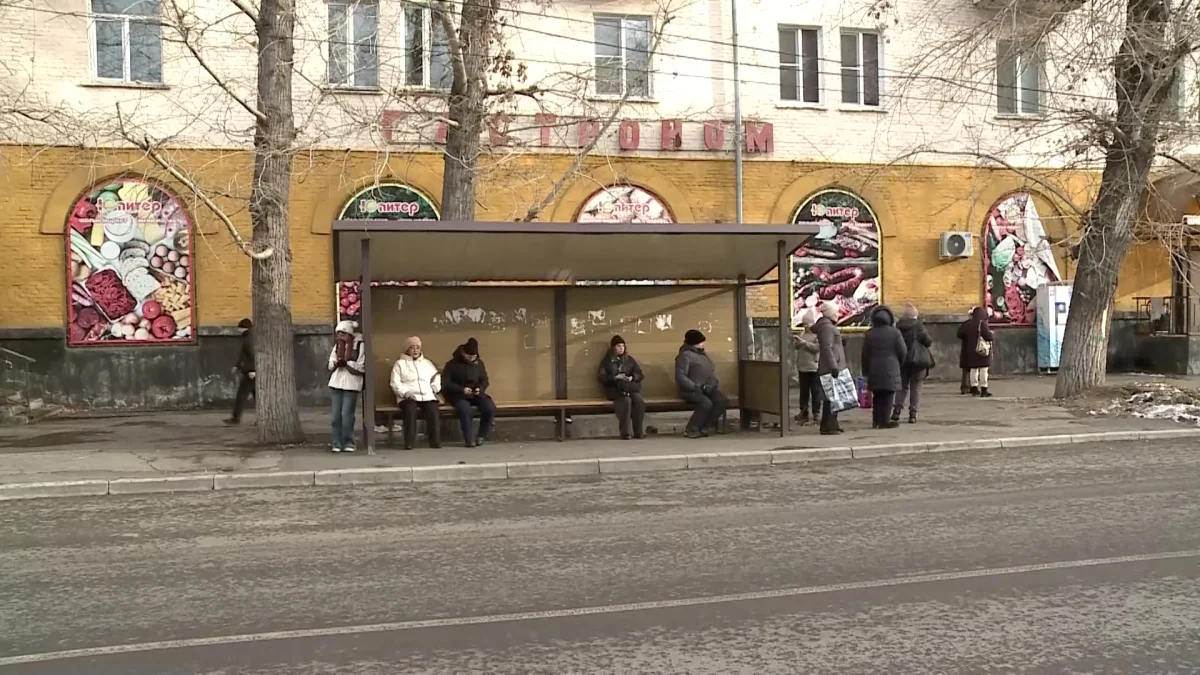 В Усть-Каменогорске перевозчики не могут поделить автобусные маршруты