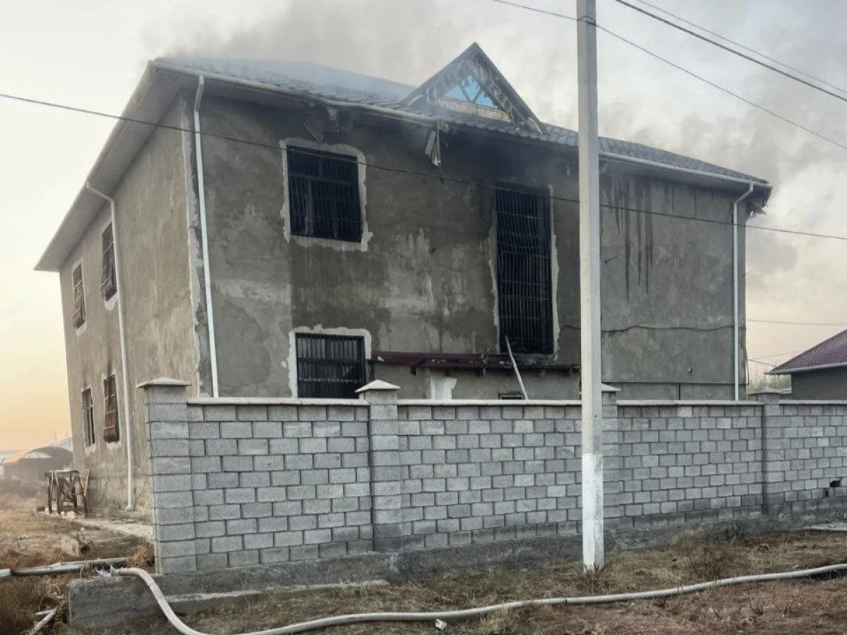 По факту пожара, унесшего 12 жизней, возбуждено уголовное дело