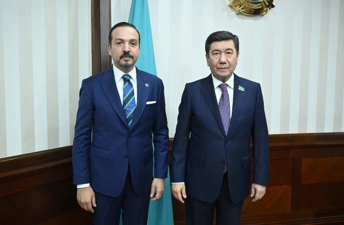 Спикер Мажилиса принял заместителя Председателя Партии справедливости и развития Турции