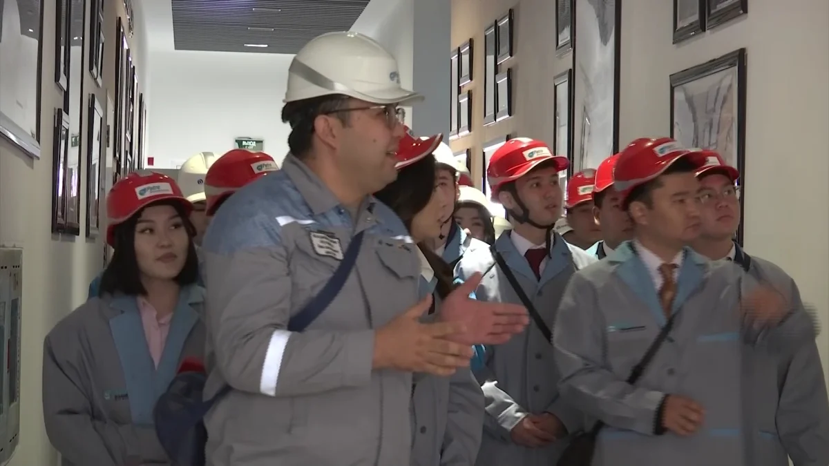 В Шымкенте прошёл форум «Жұмысшы жастар»