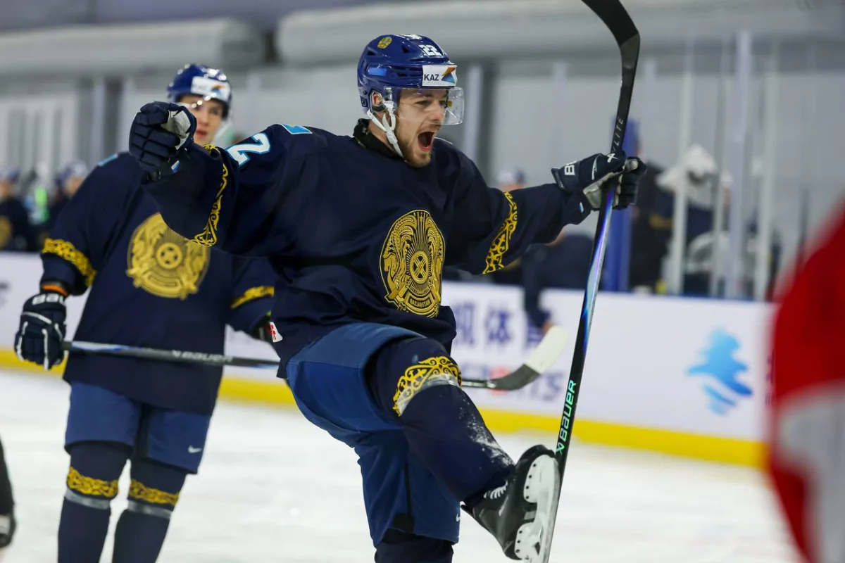 Сборная Казахстана по хоккею второй раз подряд стала чемпионом Азии