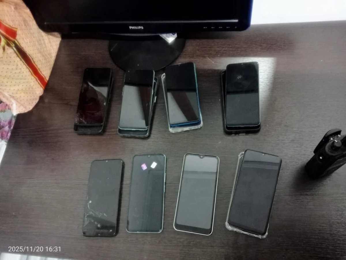 Смартфоны в куче угля пытались доставить в колонию под Астаной