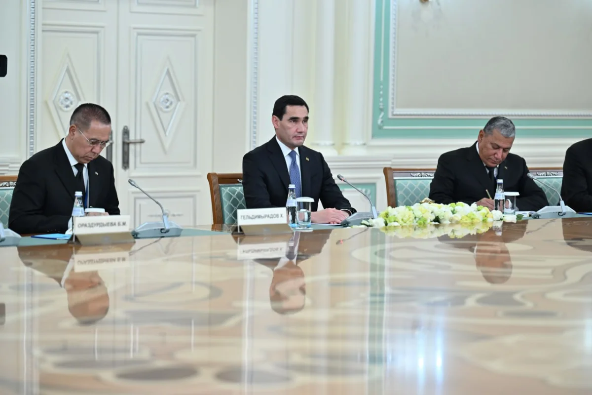 "Қазақстан мен Түрікменстан Орталық Азиядағы стратегиялық серіктес" - С. Бердімұхамедов