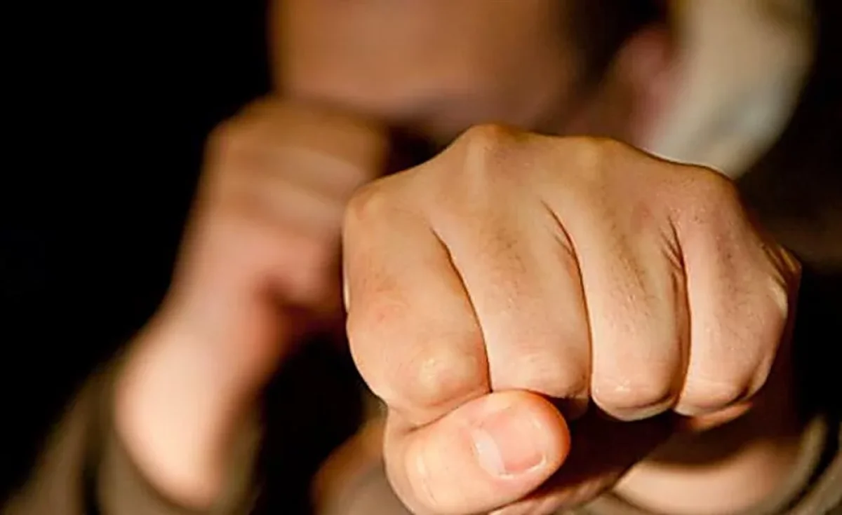 Ревнивца из Семея приговорили к 400 часам общественных работ