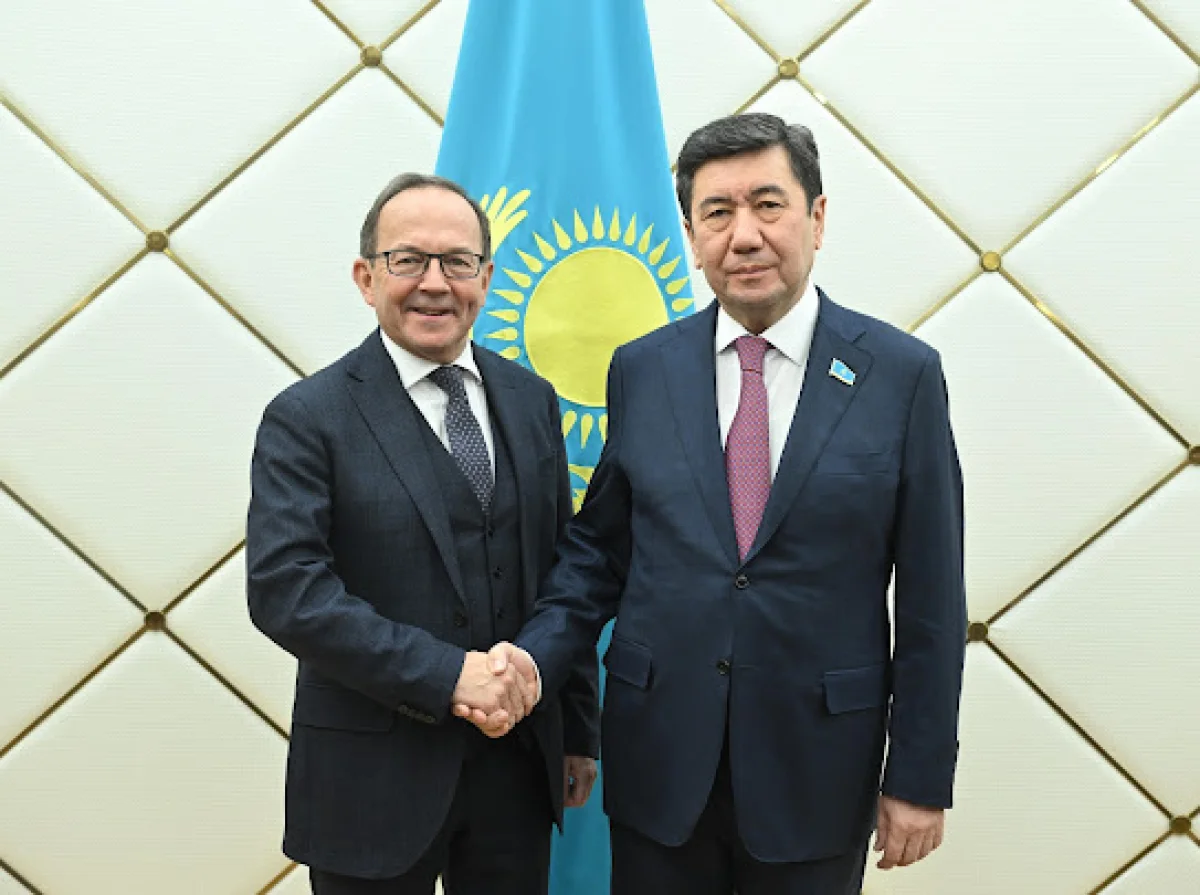 Спикер Мажилиса принял заместителя Председателя нижней палаты Парламента Австрии