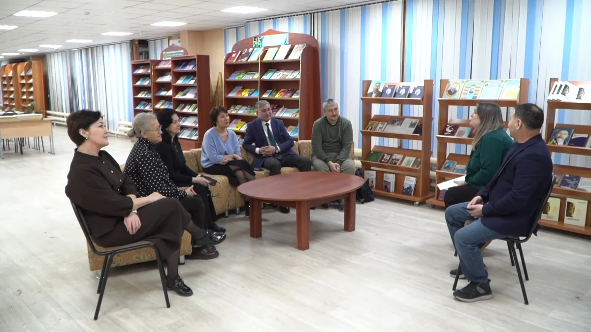 «Кітап оқитын ұлт» жобасына мемлекеттік қызметшілер де белсенді қатысып жатыр