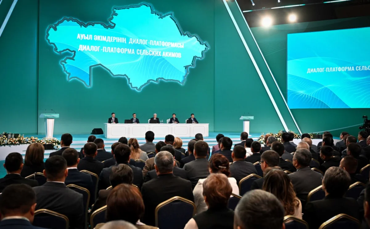 Президент: «Ауыл әкімдері міндетті түрде білікті маман болуға тиіс»