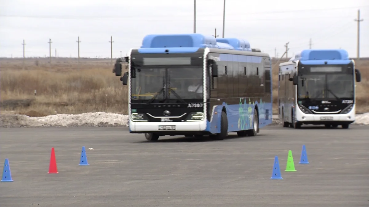 В Астане выбрали лучших водителей автобусного парка