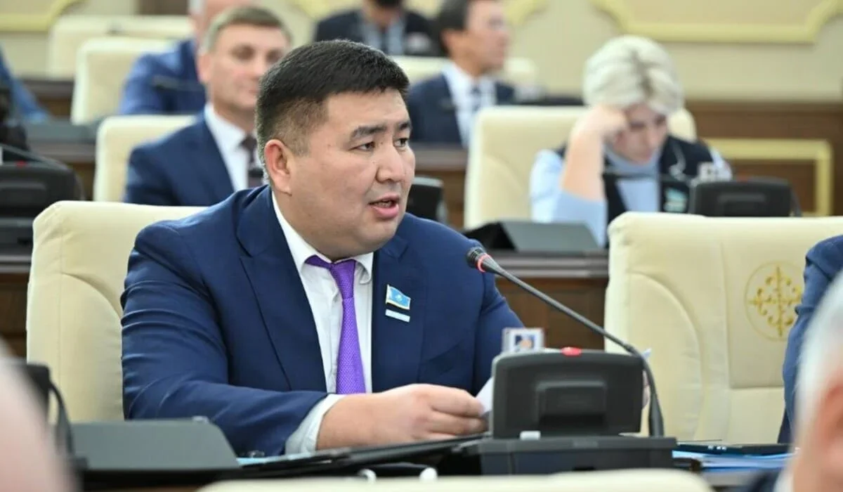 "Парламент депутаттары көтерген әр сауал – тек қағаз емес, миллиондаған адамның өміріне тікелей әсер ететін маңызды мәселе", - Е.Бейсенбаев.