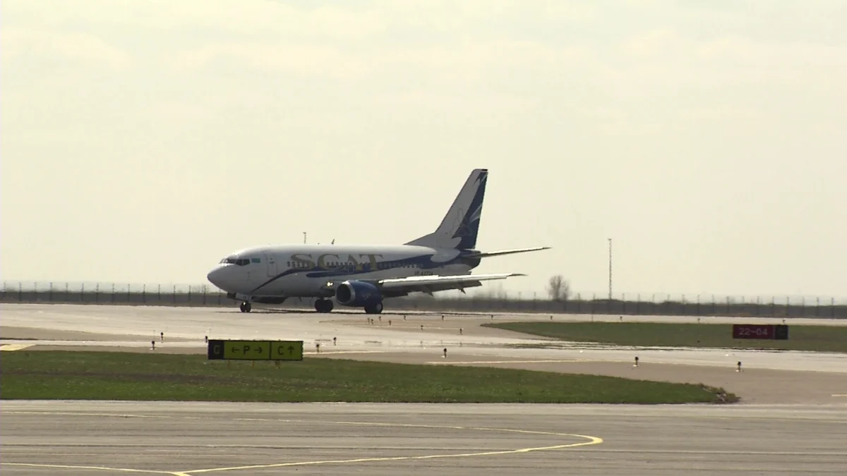 Глава государства поручил развивать грузовые авиахабы