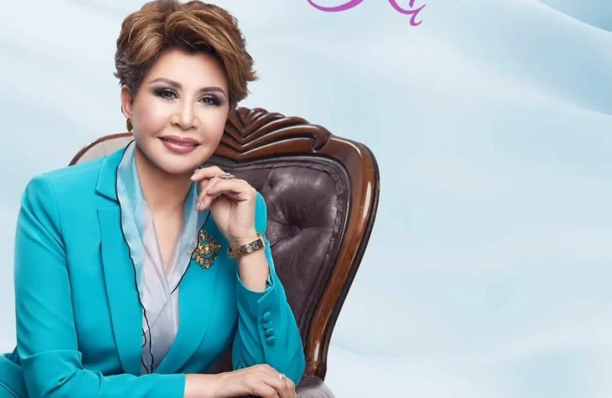 68-летняя Роза Рымбаева показала, как сохраняет молодость