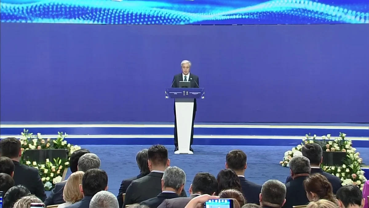 Касым-Жомарт Токаев учредил новую специальную награду для бизнесменов – орден «Мейірім»