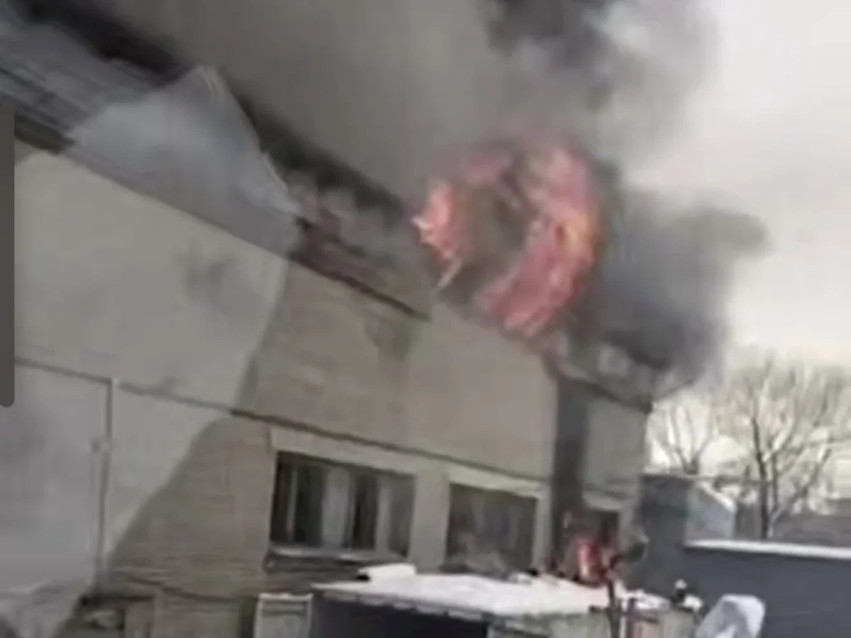 Цех по производству биг-бэгов загорелся в Усть-Каменогорске