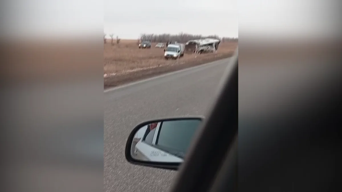 Автобус аударылды, қаза тапқандар бар