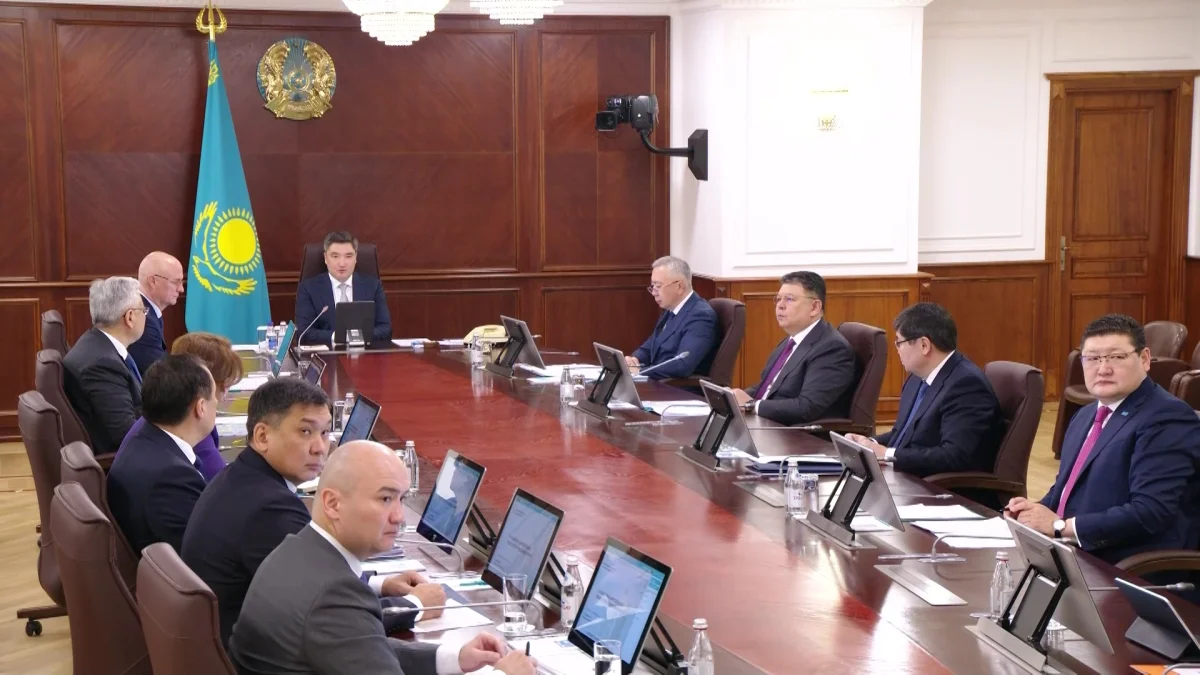 "Егіс алқабы бекітілген кестеден 1 гектар артық егілсе, онда оған 1 тамшы да су бермейміз",- О.Бектенов