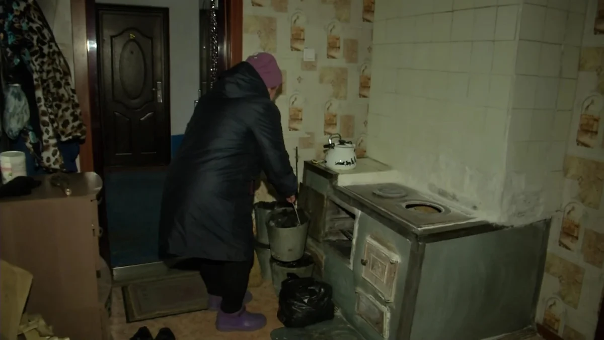 Провести центральное отопление к домам просят жители поселка Карабас Карагандинской области