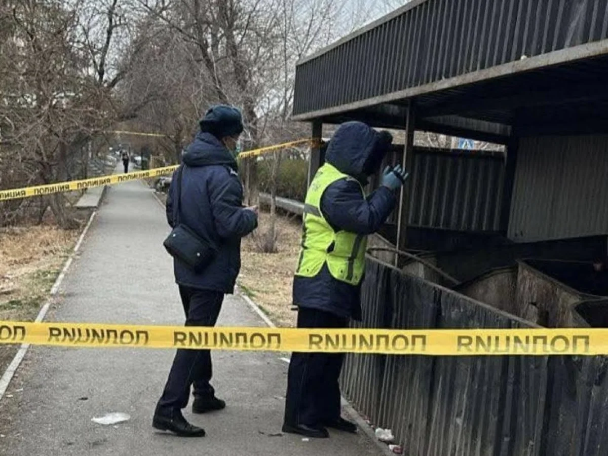 Тело новорождённого обнаружили в мусорном баке в Кентау