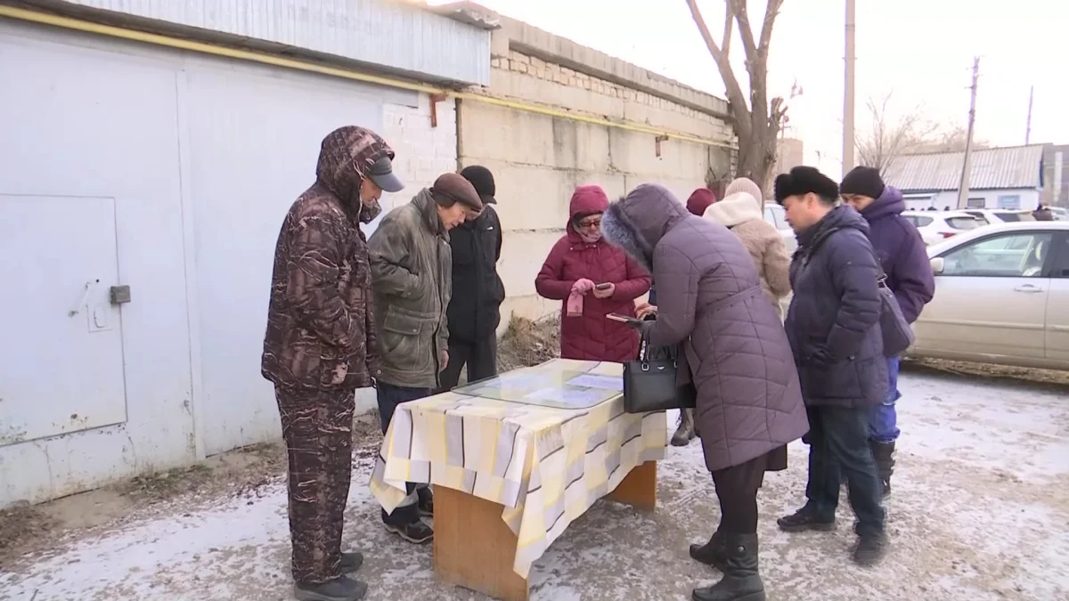 Жителей Актобе возмутило решение о сносе их гаражей ради строительства дороги
