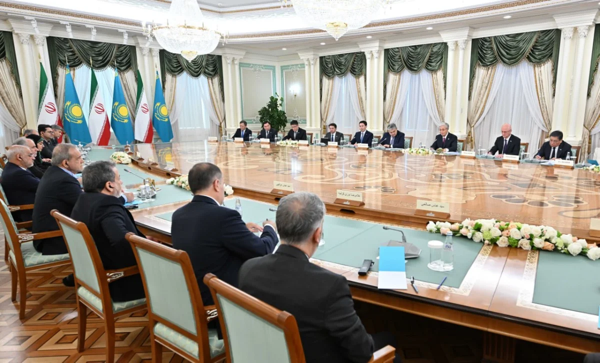 «Өзара сауда-саттықты 3 миллиард долларға дейін жеткізуге күш саламыз» - Иран Президенті