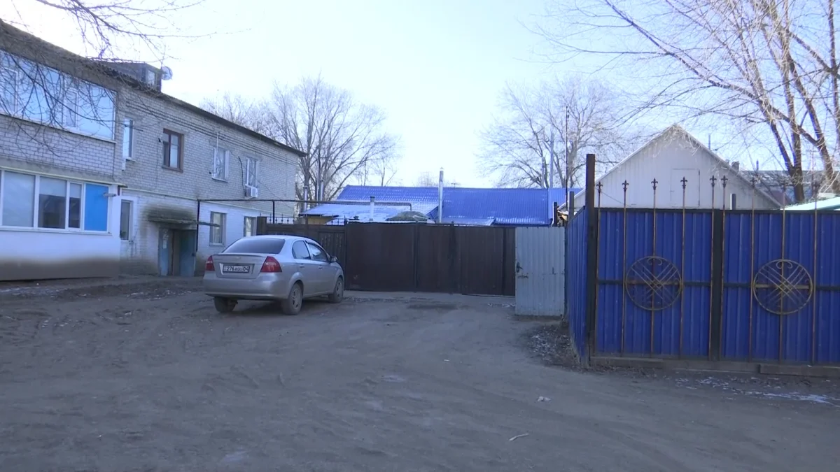 В Актобе 6 семей не могут добиться выплаты компенсации за аварийное жильё