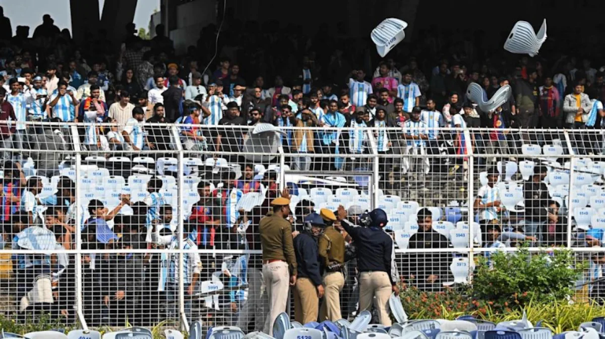 В Индии фанаты устроили погром после сорванного выхода футболиста Лионеля Месси